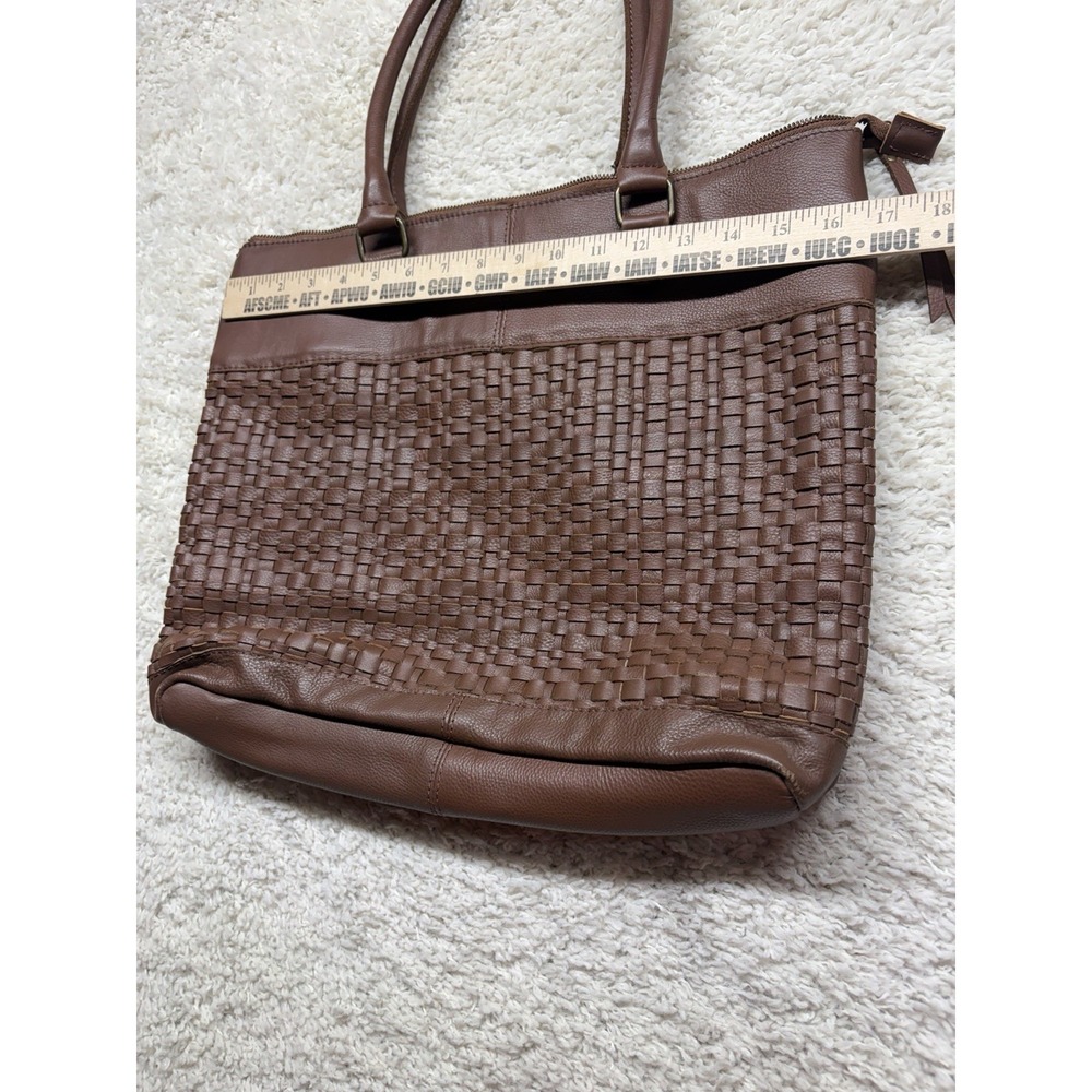 Montana Co Brown Woven Faux Leather Shoulder Bag Purse EUC - Picture 2 of 10